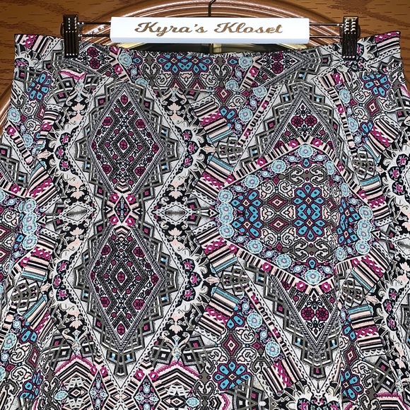 Maurices Multicolor & Multi Print Pull On Stretch Waist Chiffon Midi Skirt - Picture 6 of 15